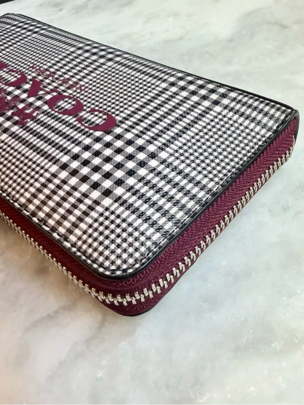 Coach Peyton Glen Plaid Accordion Zip Wallet F52138 G1453 Cranberry Rare 2014